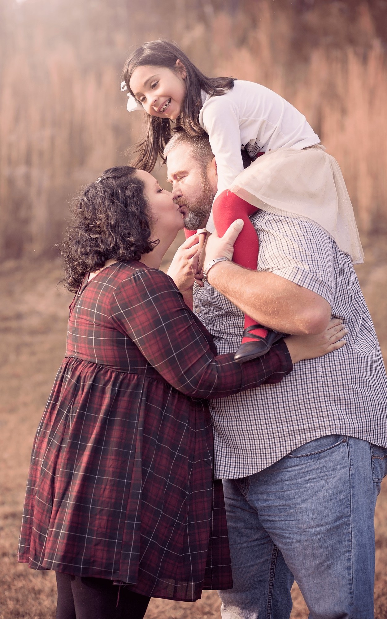 Fade to Blaq | Williamsburg Kentucky Portrait and Family Photographer